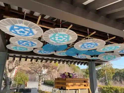 尊永寺の{uncategorized: "未分類", other: "その他", undefined: "問題あり", building: "その他建物", grave: "お墓", sacred_gate: "鳥居", guardian: "狛犬", statue: "像", buddha: "仏像", history: "歴史", nature: "自然", garden: "庭園", animal: "動物", pagoda: "塔", temizu: "手水舎", mountain_gate: "山門・神門", sanctuary: "本殿・本堂", subordinate: "末社・摂社", art: "芸術", scenery: "景色", jizo: "地蔵", ema: "絵馬", goshuin: "御朱印", omikuji: "おみくじ", items: "授与品その他", amulet: "お守り", goshuincho: "御朱印帳", eats: "食事", festival: "お祭り", votive_dance: "神楽", shichigosan: "七五三参", wedding: "結婚式", experience: "体験その他", initially: "初詣", around: "周辺", anti_infection: "感染症対策"}