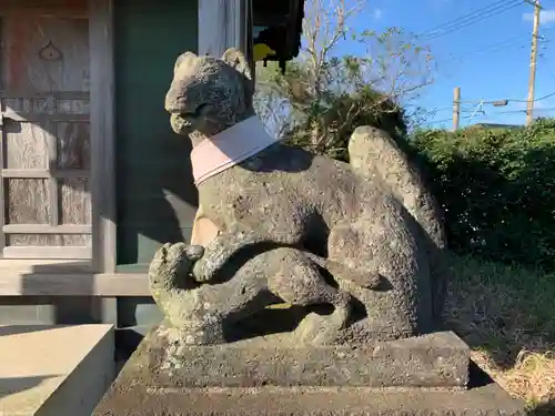 稲生神社の狛犬