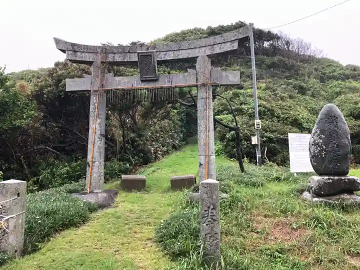 仲津宮(志賀海神社摂社)の鳥居