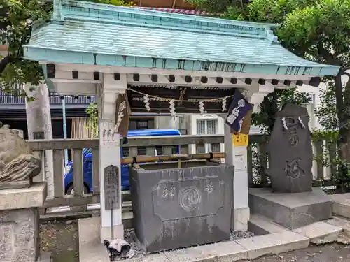 椙森神社の手水舎