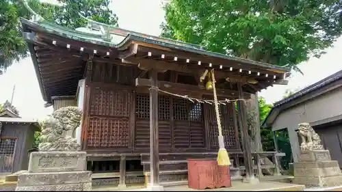 上水子ノ氷川神社の本殿