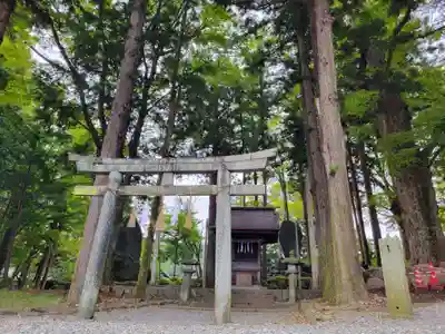 諏訪大社下社秋宮の末社・摂社