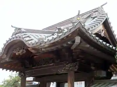 成田山川越別院の山門・神門