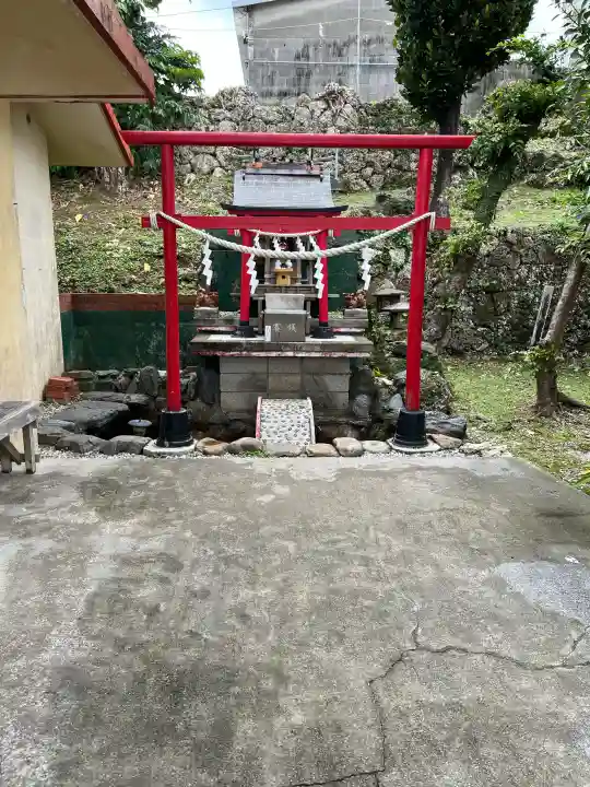 天久宮の{uncategorized: "未分類", other: "その他", undefined: "問題あり", building: "その他建物", grave: "お墓", sacred_gate: "鳥居", guardian: "狛犬", statue: "像", buddha: "仏像", history: "歴史", nature: "自然", garden: "庭園", animal: "動物", pagoda: "塔", temizu: "手水舎", mountain_gate: "山門・神門", sanctuary: "本殿・本堂", subordinate: "末社・摂社", art: "芸術", scenery: "景色", jizo: "地蔵", ema: "絵馬", goshuin: "御朱印", omikuji: "おみくじ", items: "授与品その他", amulet: "お守り", goshuincho: "御朱印帳", eats: "食事", festival: "お祭り", votive_dance: "神楽", shichigosan: "七五三参", wedding: "結婚式", experience: "体験その他", initially: "初詣", around: "周辺", anti_infection: "感染症対策"}