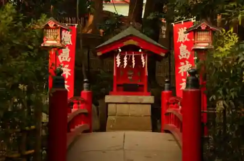 世田谷八幡宮の本殿