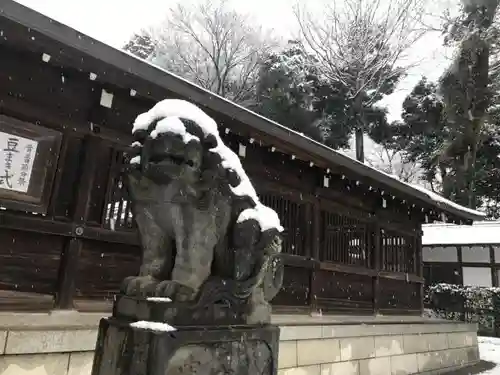 井草八幡宮の狛犬