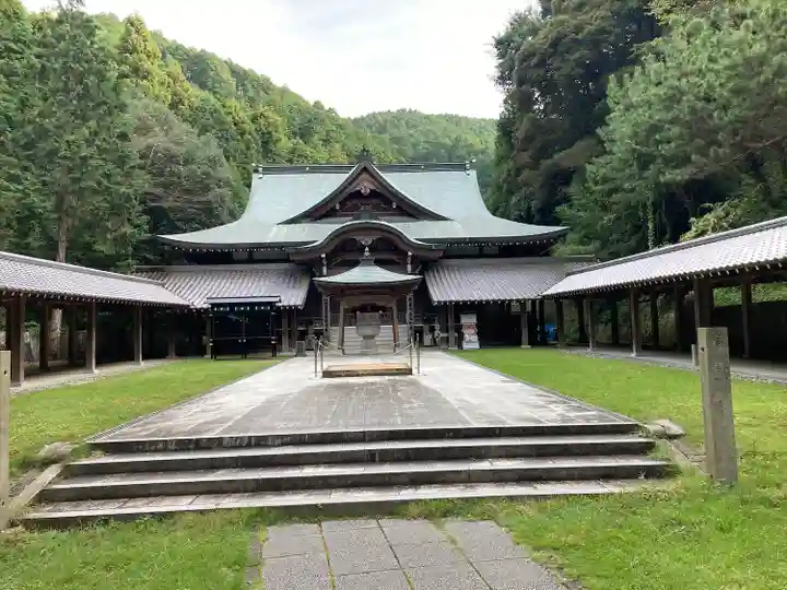 前神寺の本殿・本堂