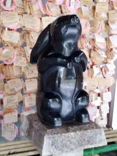 岡崎神社の狛犬