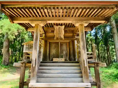 土津神社｜こどもと出世の神さまの末社