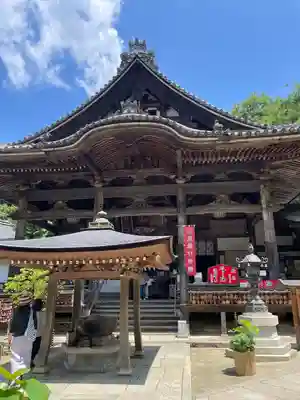 岡寺（龍蓋寺）の本殿・本堂