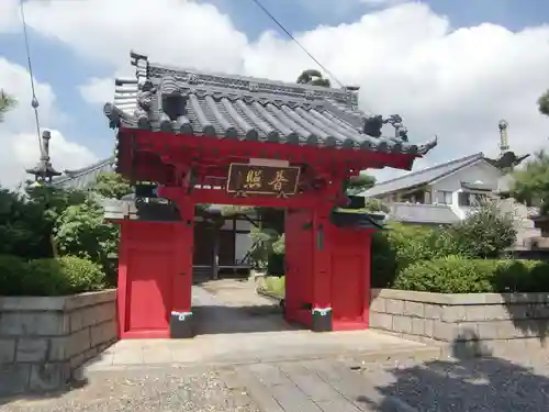 超世院（常楽寺塔頭）の山門