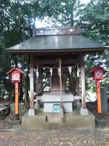 東大野八幡神社の末社・摂社
