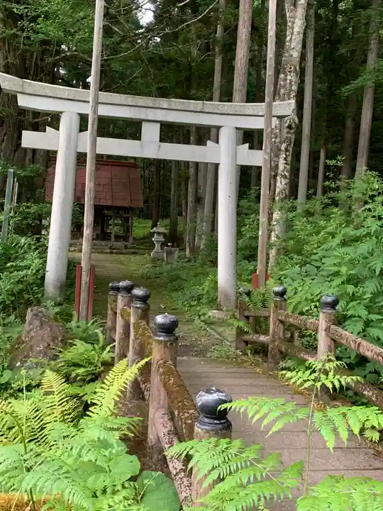 熊野堂神社の鳥居