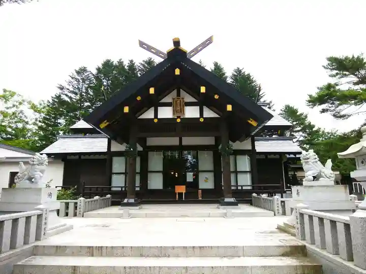 厚真神社(北海道)