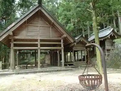 恵那神社の本殿・本堂