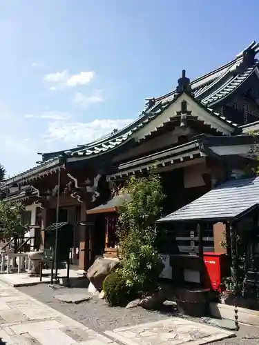 京善寺の本殿