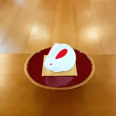 彌彦神社　(伊夜日子神社)の像