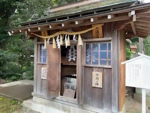 鶴峯八幡宮の末社・摂社