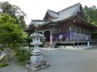 成相寺の本殿・本堂