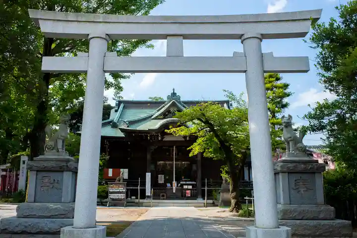 半田稲荷神社の鳥居