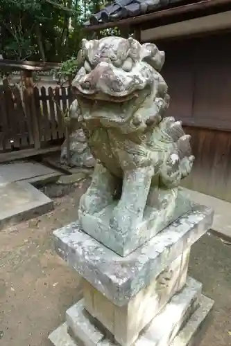 佐紀神社（亀畑）の狛犬