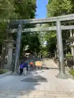諏訪大社下社秋宮の{uncategorized: "未分類", other: "その他", undefined: "問題あり", building: "その他建物", grave: "お墓", sacred_gate: "鳥居", guardian: "狛犬", statue: "像", buddha: "仏像", history: "歴史", nature: "自然", garden: "庭園", animal: "動物", pagoda: "塔", temizu: "手水舎", mountain_gate: "山門・神門", sanctuary: "本殿・本堂", subordinate: "末社・摂社", art: "芸術", scenery: "景色", jizo: "地蔵", ema: "絵馬", goshuin: "御朱印", omikuji: "おみくじ", items: "授与品その他", amulet: "お守り", goshuincho: "御朱印帳", eats: "食事", festival: "お祭り", votive_dance: "神楽", shichigosan: "七五三参", wedding: "結婚式", experience: "体験その他", initially: "初詣", around: "周辺", anti_infection: "感染症対策"}