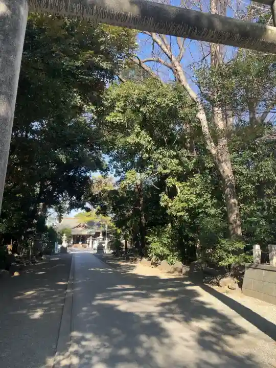 前鳥神社の{uncategorized: "未分類", other: "その他", undefined: "問題あり", building: "その他建物", grave: "お墓", sacred_gate: "鳥居", guardian: "狛犬", statue: "像", buddha: "仏像", history: "歴史", nature: "自然", garden: "庭園", animal: "動物", pagoda: "塔", temizu: "手水舎", mountain_gate: "山門・神門", sanctuary: "本殿・本堂", subordinate: "末社・摂社", art: "芸術", scenery: "景色", jizo: "地蔵", ema: "絵馬", goshuin: "御朱印", omikuji: "おみくじ", items: "授与品その他", amulet: "お守り", goshuincho: "御朱印帳", eats: "食事", festival: "お祭り", votive_dance: "神楽", shichigosan: "七五三参", wedding: "結婚式", experience: "体験その他", initially: "初詣", around: "周辺", anti_infection: "感染症対策"}