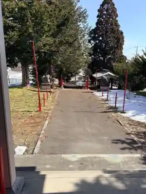 市渡稲荷神社・川濯神社の{uncategorized: "未分類", other: "その他", undefined: "問題あり", building: "その他建物", grave: "お墓", sacred_gate: "鳥居", guardian: "狛犬", statue: "像", buddha: "仏像", history: "歴史", nature: "自然", garden: "庭園", animal: "動物", pagoda: "塔", temizu: "手水舎", mountain_gate: "山門・神門", sanctuary: "本殿・本堂", subordinate: "末社・摂社", art: "芸術", scenery: "景色", jizo: "地蔵", ema: "絵馬", goshuin: "御朱印", omikuji: "おみくじ", items: "授与品その他", amulet: "お守り", goshuincho: "御朱印帳", eats: "食事", festival: "お祭り", votive_dance: "神楽", shichigosan: "七五三参", wedding: "結婚式", experience: "体験その他", initially: "初詣", around: "周辺", anti_infection: "感染症対策"}