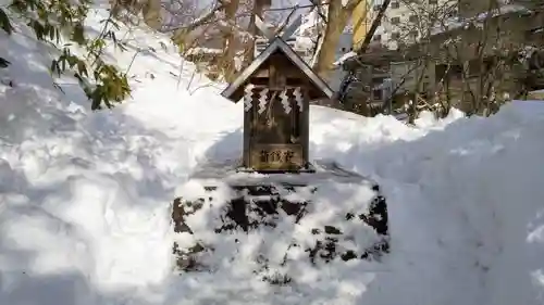 湯澤神社の末社