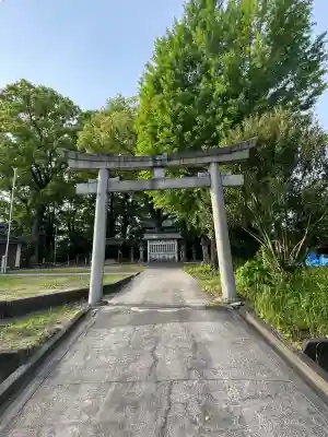 神明社（中切町）の{uncategorized: "未分類", other: "その他", undefined: "問題あり", building: "その他建物", grave: "お墓", sacred_gate: "鳥居", guardian: "狛犬", statue: "像", buddha: "仏像", history: "歴史", nature: "自然", garden: "庭園", animal: "動物", pagoda: "塔", temizu: "手水舎", mountain_gate: "山門・神門", sanctuary: "本殿・本堂", subordinate: "末社・摂社", art: "芸術", scenery: "景色", jizo: "地蔵", ema: "絵馬", goshuin: "御朱印", omikuji: "おみくじ", items: "授与品その他", amulet: "お守り", goshuincho: "御朱印帳", eats: "食事", festival: "お祭り", votive_dance: "神楽", shichigosan: "七五三参", wedding: "結婚式", experience: "体験その他", initially: "初詣", around: "周辺", anti_infection: "感染症対策"}