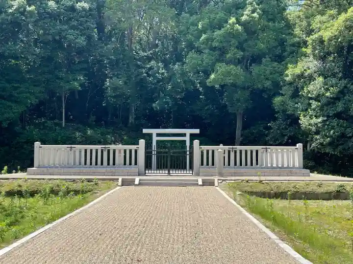 安寧天皇陵(畝傍山西南御陰井上陵)(奈良県)