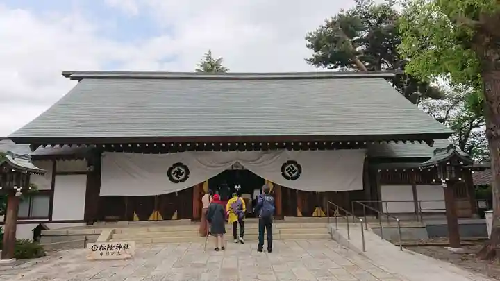 松陰神社の本殿・本堂