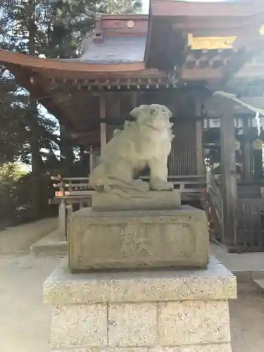 素鵞神社の狛犬