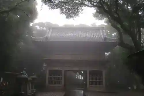 最御崎寺の山門・神門