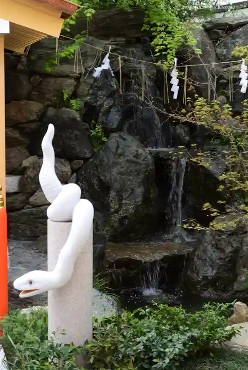 蛇窪神社の狛犬