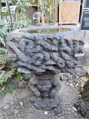 稲荷鬼王神社の手水舎