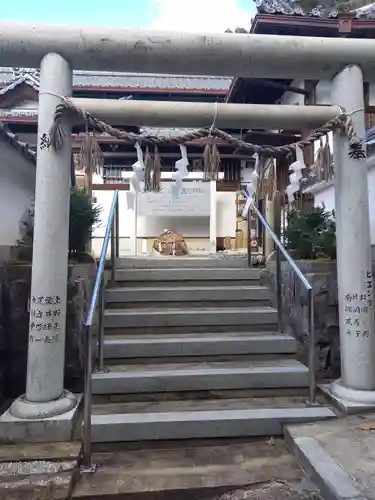 霊明神社の鳥居