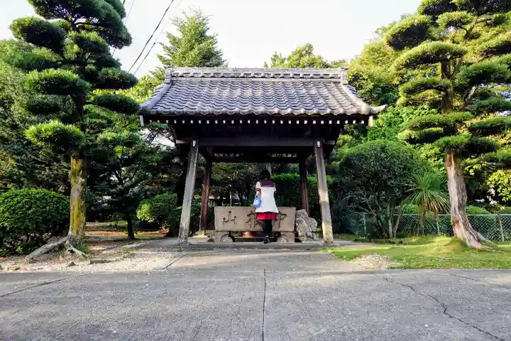 空臨寺の手水舎