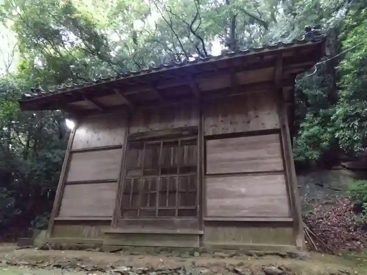 岩畳神社の本殿・本堂