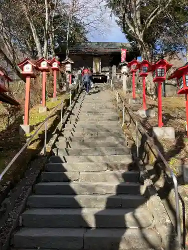 碓氷峠熊野神社の{uncategorized: "未分類", other: "その他", undefined: "問題あり", building: "その他建物", grave: "お墓", sacred_gate: "鳥居", guardian: "狛犬", statue: "像", buddha: "仏像", history: "歴史", nature: "自然", garden: "庭園", animal: "動物", pagoda: "塔", temizu: "手水舎", mountain_gate: "山門・神門", sanctuary: "本殿・本堂", subordinate: "末社・摂社", art: "芸術", scenery: "景色", jizo: "地蔵", ema: "絵馬", goshuin: "御朱印", omikuji: "おみくじ", items: "授与品その他", amulet: "お守り", goshuincho: "御朱印帳", eats: "食事", festival: "お祭り", votive_dance: "神楽", shichigosan: "七五三参", wedding: "結婚式", experience: "体験その他", initially: "初詣", around: "周辺", anti_infection: "感染症対策"}