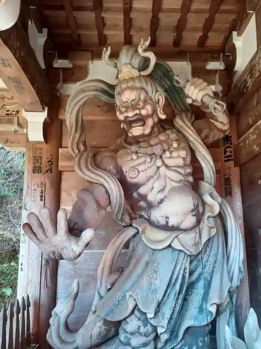 鳥居観音(埼玉県)