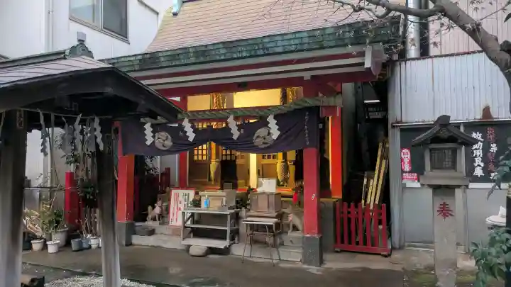 讃岐小白稲荷神社の{uncategorized: "未分類", other: "その他", undefined: "問題あり", building: "その他建物", grave: "お墓", sacred_gate: "鳥居", guardian: "狛犬", statue: "像", buddha: "仏像", history: "歴史", nature: "自然", garden: "庭園", animal: "動物", pagoda: "塔", temizu: "手水舎", mountain_gate: "山門・神門", sanctuary: "本殿・本堂", subordinate: "末社・摂社", art: "芸術", scenery: "景色", jizo: "地蔵", ema: "絵馬", goshuin: "御朱印", omikuji: "おみくじ", items: "授与品その他", amulet: "お守り", goshuincho: "御朱印帳", eats: "食事", festival: "お祭り", votive_dance: "神楽", shichigosan: "七五三参", wedding: "結婚式", experience: "体験その他", initially: "初詣", around: "周辺", anti_infection: "感染症対策"}