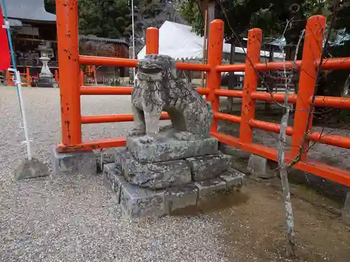 龍田大社の狛犬