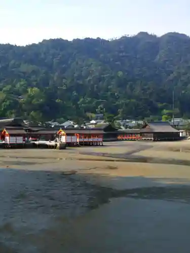 厳島神社の建物その他