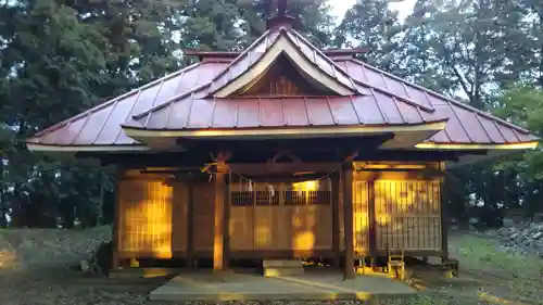 二所神社の本殿