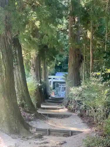 高天彦神社のその他建物