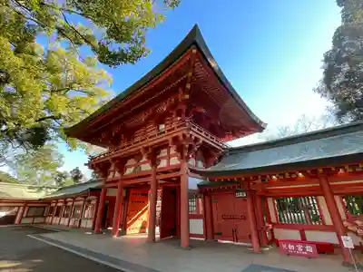 武蔵一宮氷川神社の山門・神門