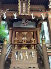 築土神社の本殿