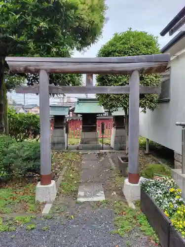 六塚稲荷神社(埼玉県)