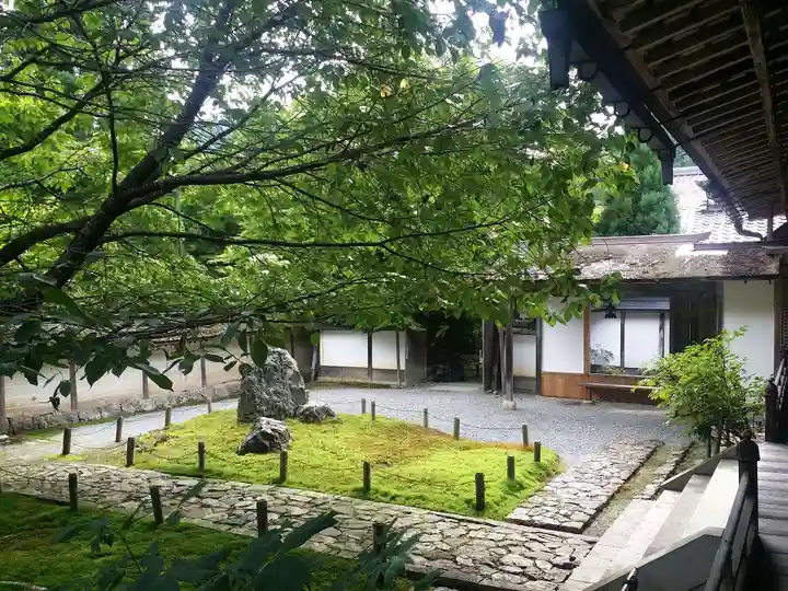 常照皇寺の庭園